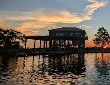 $285,000 | 64 Hopedale Highway, St. Bernard, LA 70085