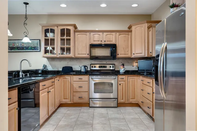 $385,000 | 510 Green Coulee Road, Unit 3, Onalaska, WI 54650