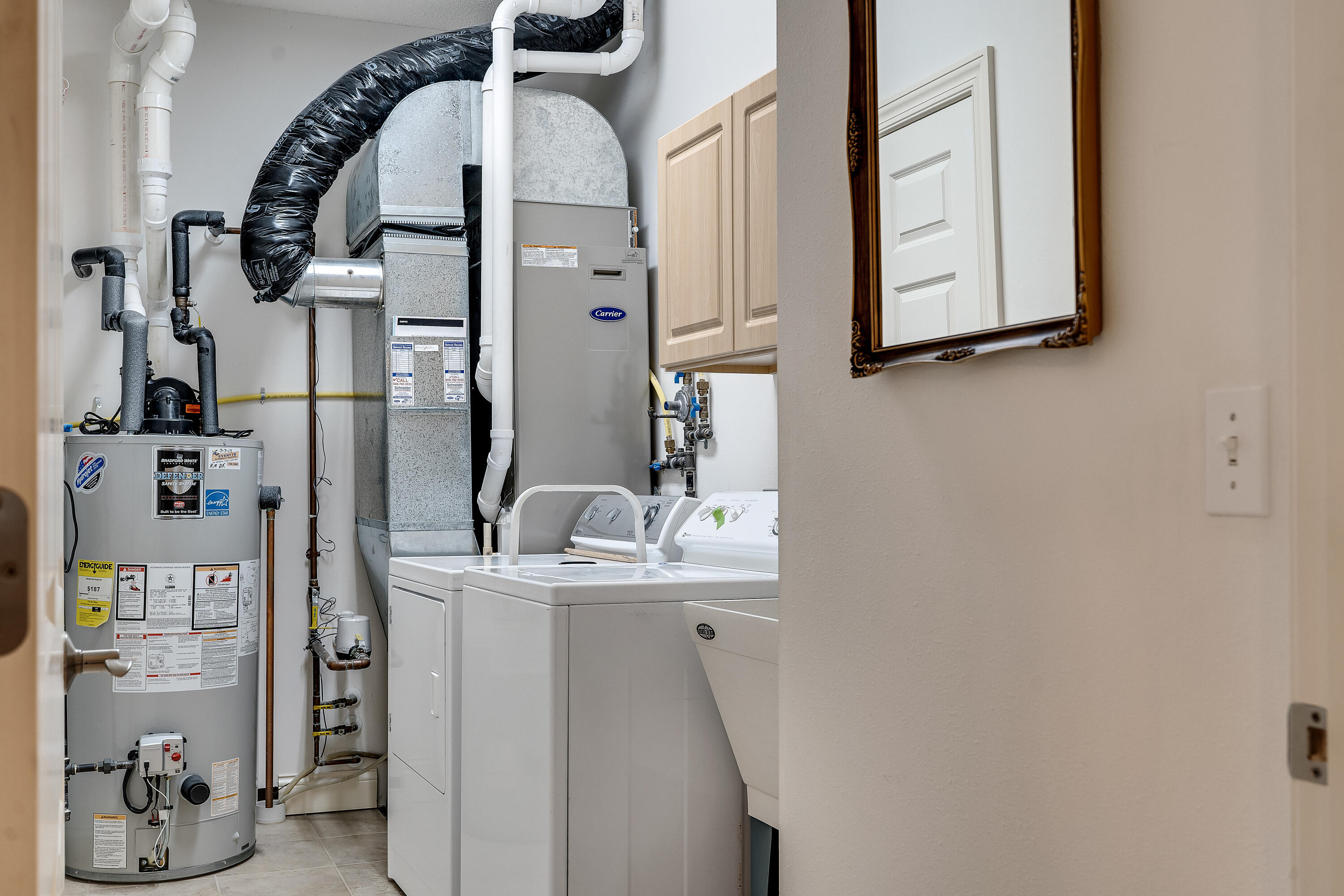 510 Green Coulee Road, Unit 3 Onalaska, WI 54650 - Photo 19 of 26 Laundry