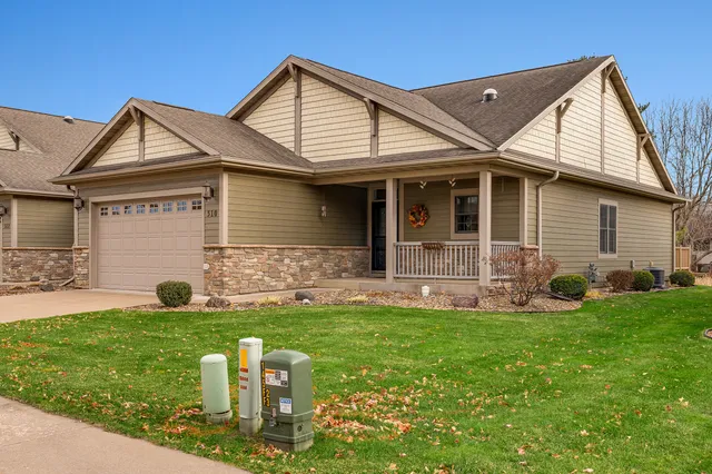 $385,000 | 510 Green Coulee Road, Unit 3, Onalaska, WI 54650