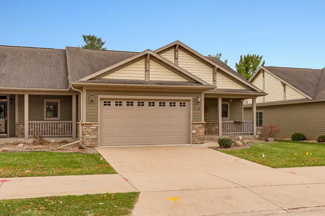 $385,000 | 510 Green Coulee Road, Unit 3, Onalaska, WI 54650