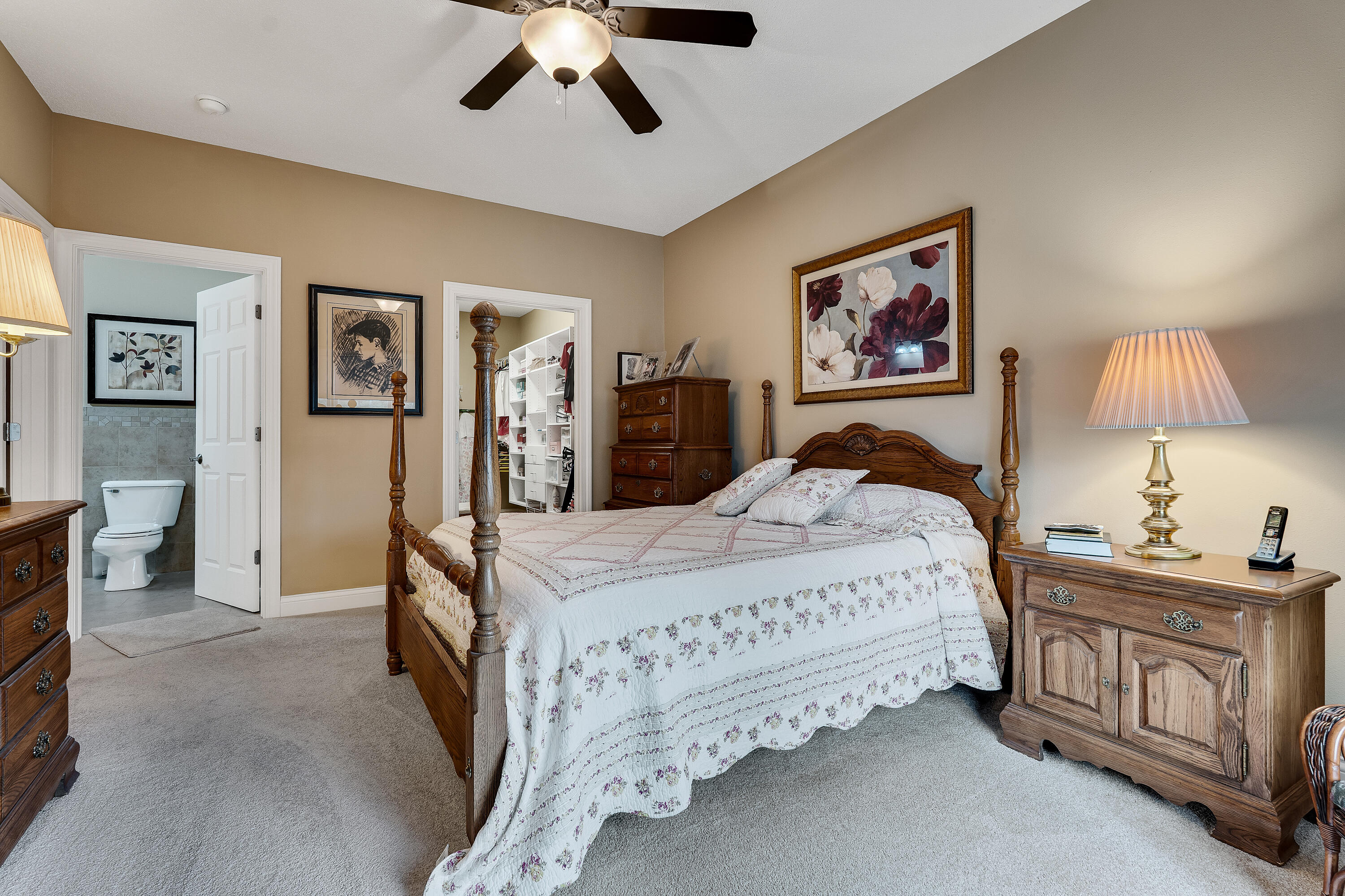 510 Green Coulee Road, Unit 3 Onalaska, WI 54650 - Photo 6 of 26 Primary Suite w huge Walk In Closet