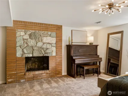 $1,349,000 | 17128 2nd Avenue Southwest, Normandy Park, WA 98166