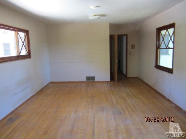 15 Vientos Road Camarillo, CA 93010 - Photo 16 of 25 an empty room with windows