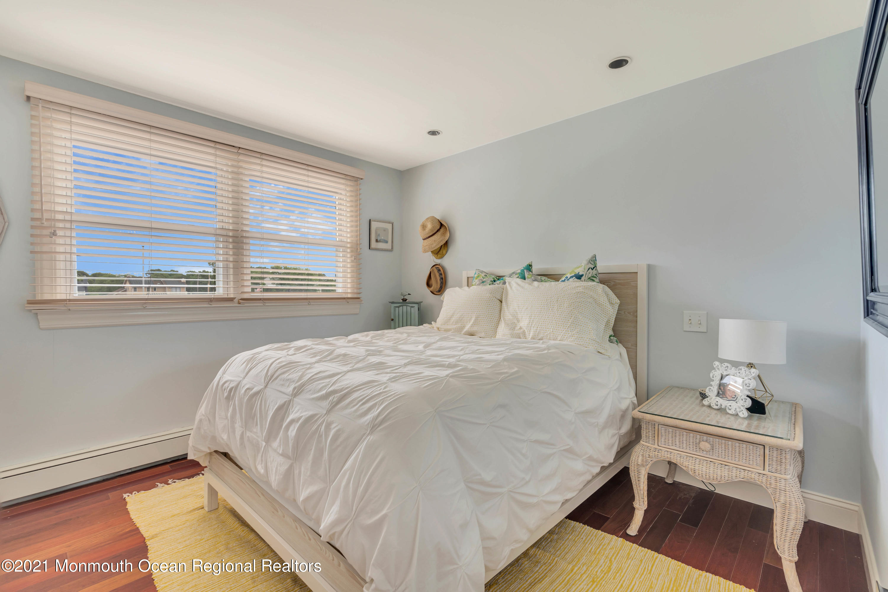 586 Harbor Road Brick, NJ 08724 - Photo 23 of 34 586 Harbor bedroom 2
