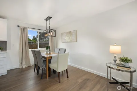 $425,000 | 11829 Southeast 318th Place, Auburn, WA 98092