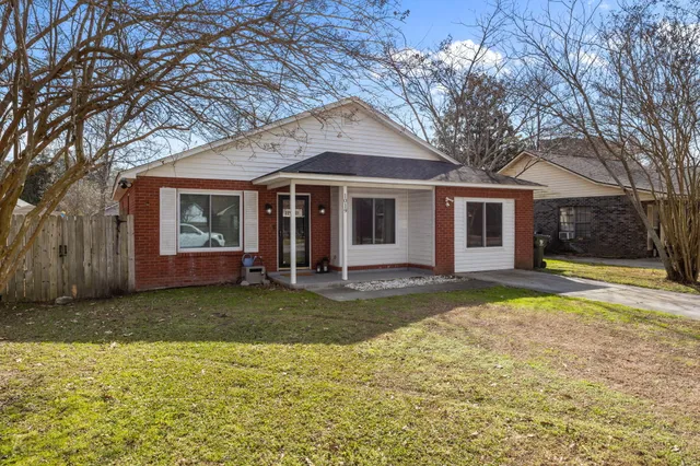 $335,000 | 1019 Douglas Wayne Road, Summerville, SC 29486