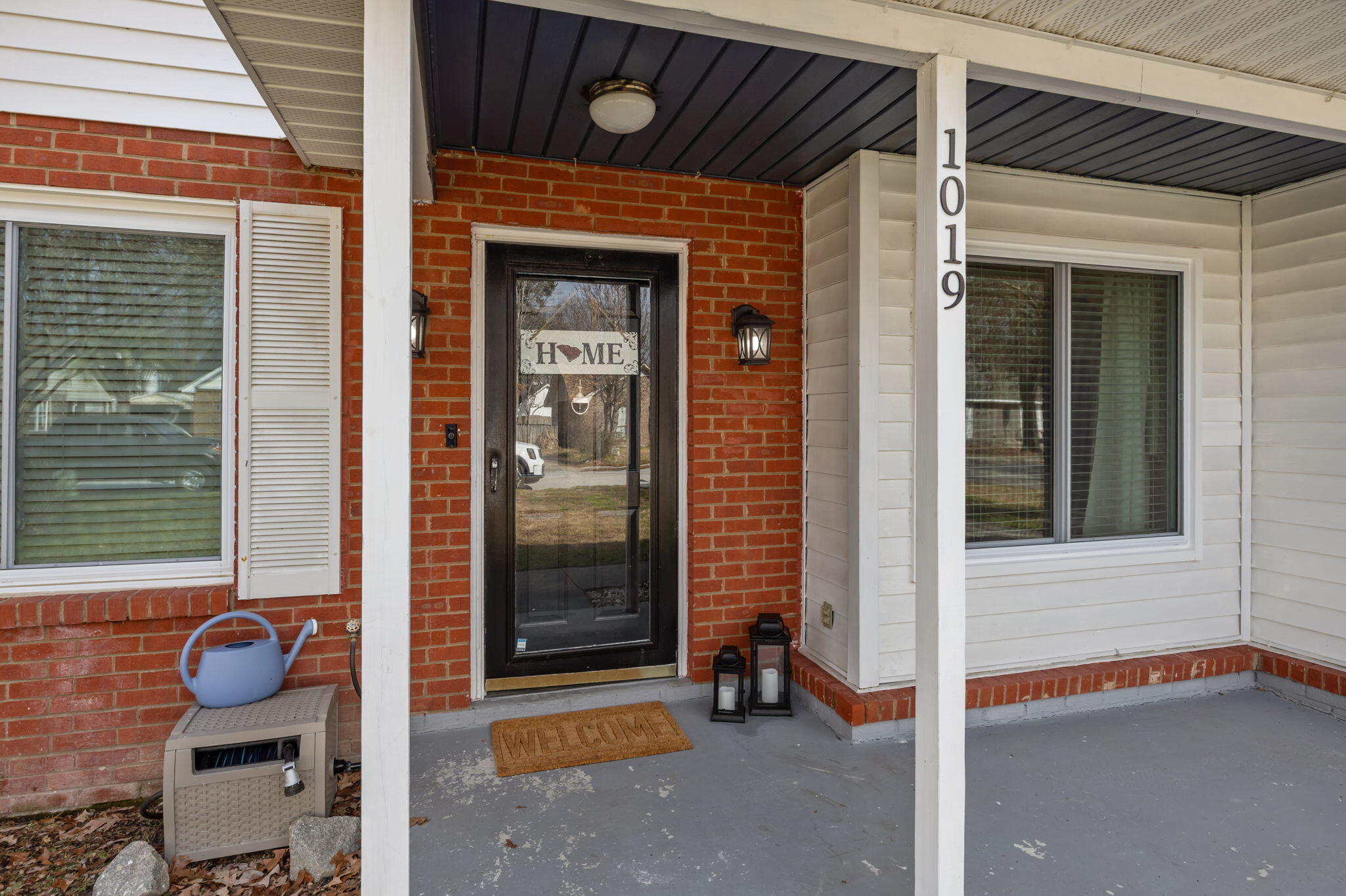 1019 Douglas Wayne Road Summerville, SC 29486 - Photo 3 of 42 3-web-or-mls-470A1322