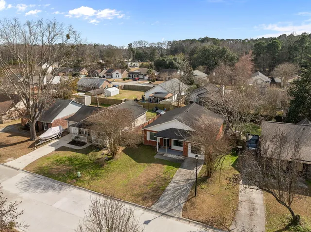 $335,000 | 1019 Douglas Wayne Road, Summerville, SC 29486