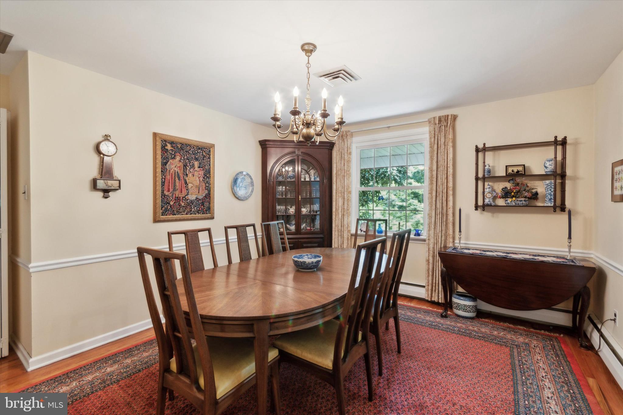 1818 Spring Valley Road Springfield, PA 19064 - Photo 13 of 33