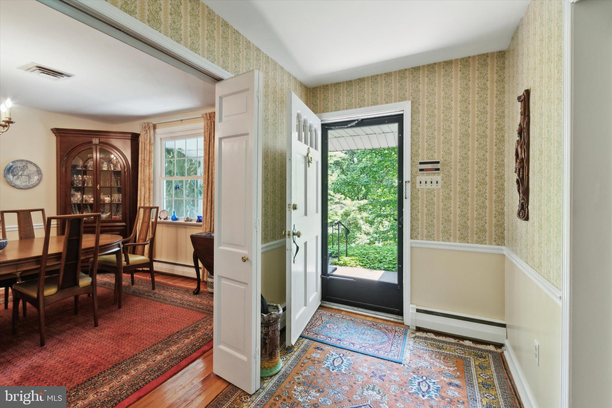 1818 Spring Valley Road Springfield, PA 19064 - Photo 17 of 33