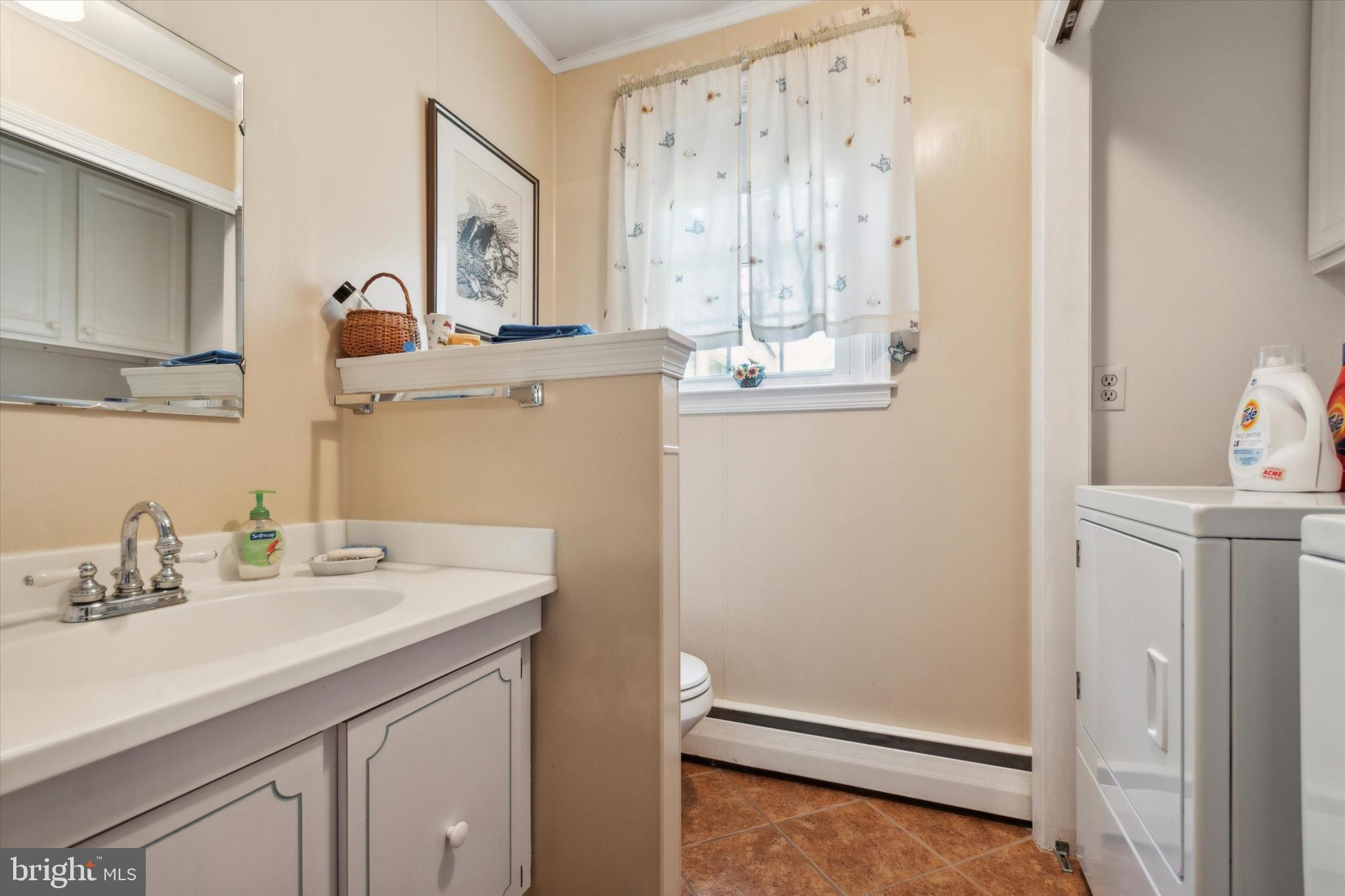 1818 Spring Valley Road Springfield, PA 19064 - Photo 24 of 33