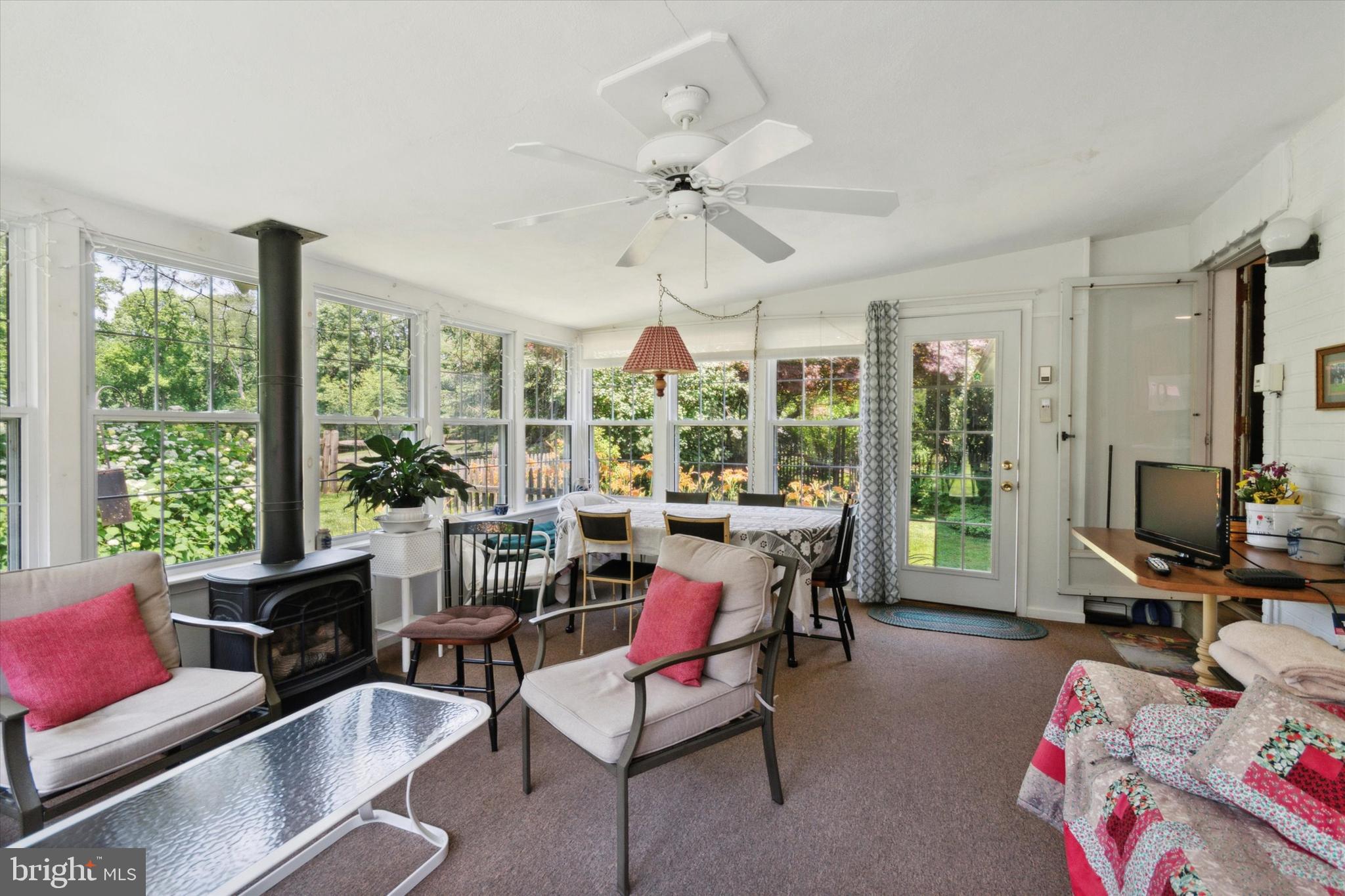 1818 Spring Valley Road Springfield, PA 19064 - Photo 26 of 33