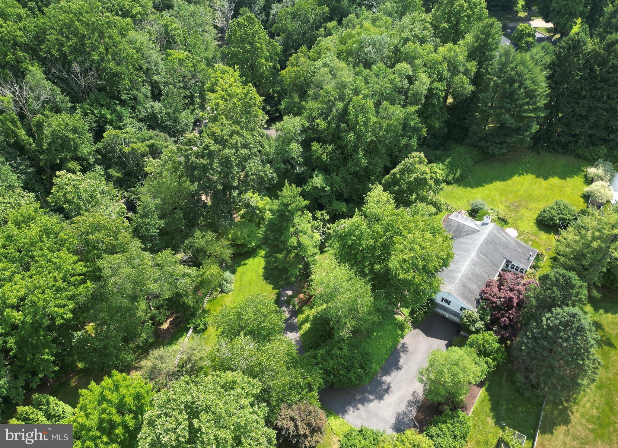 1818 Spring Valley Road Springfield, PA 19064 - Photo 32 of 33