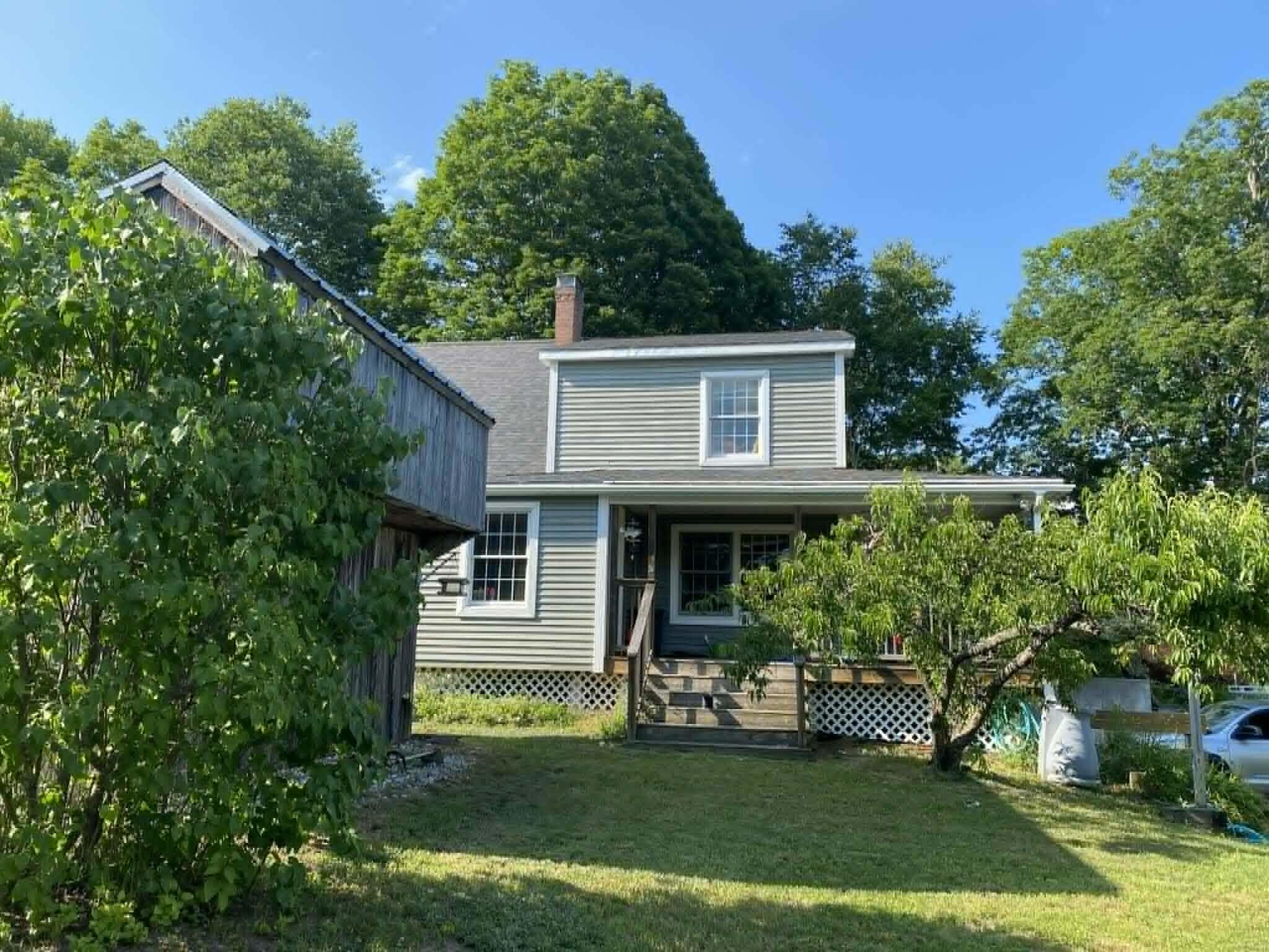 136 Station Road Hebron, ME 04238 - Photo 3 of 22 05fc6721-c0f1-4f38-a2bb-09c714a18e19