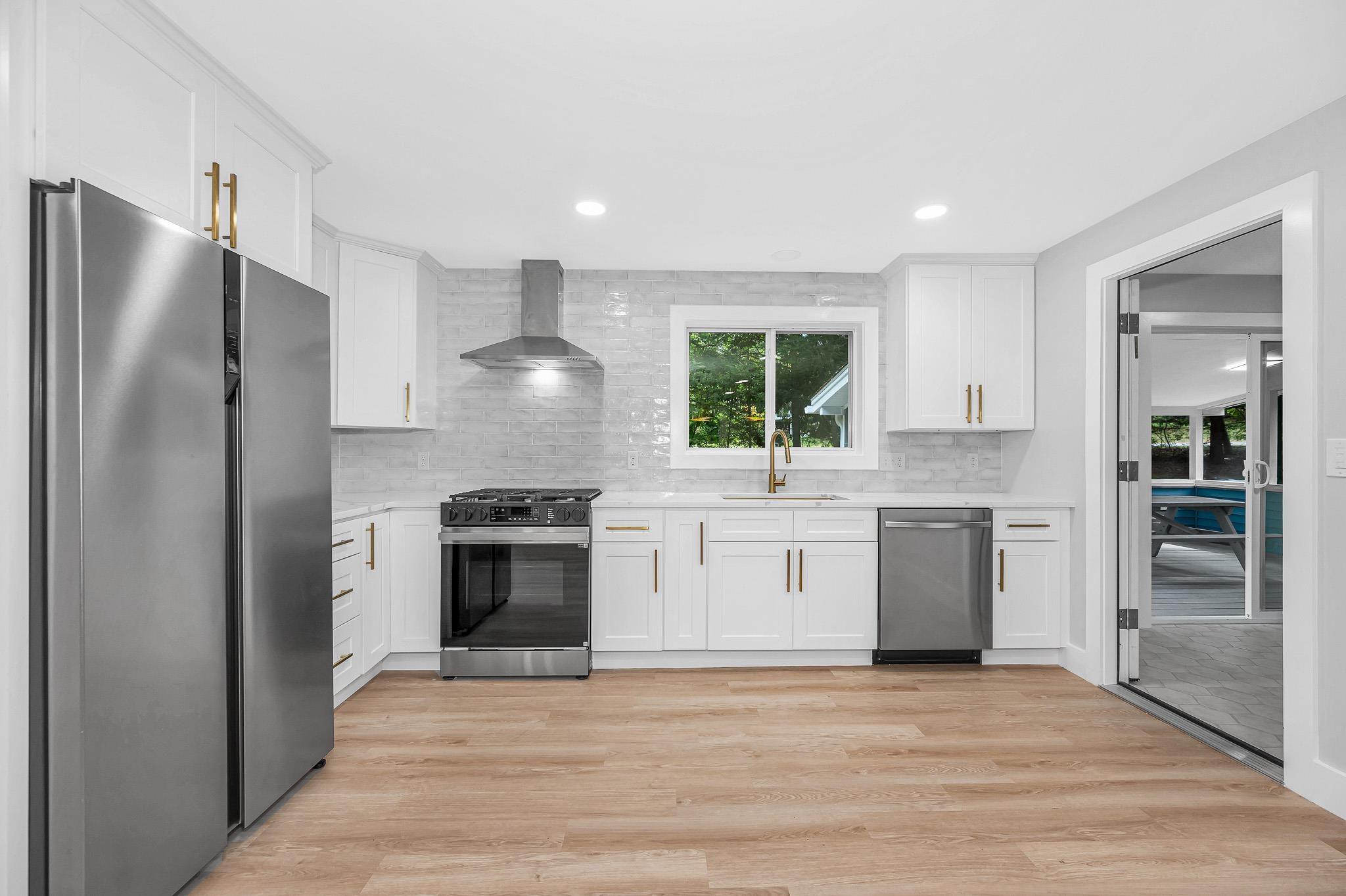10 Lamb Road Nashua, NH 03062 - Photo 1 of 54 Gallery Image 1