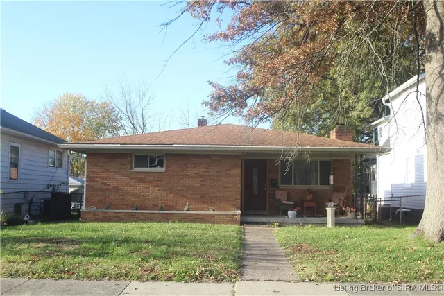 $249,900 | 2303 McLean Avenue, New Albany, IN 47150