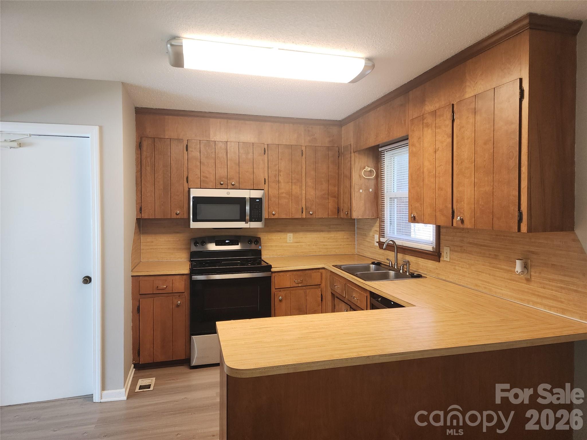 150 Autumn Leaf Road Troutman, NC 28166 - Photo 5 of 21 Gallery Image 5