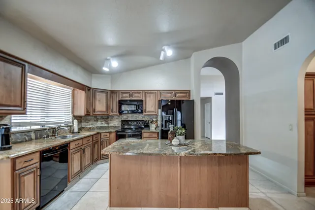 $3,150 | 8852 South Ash Avenue, Tempe, AZ 85284