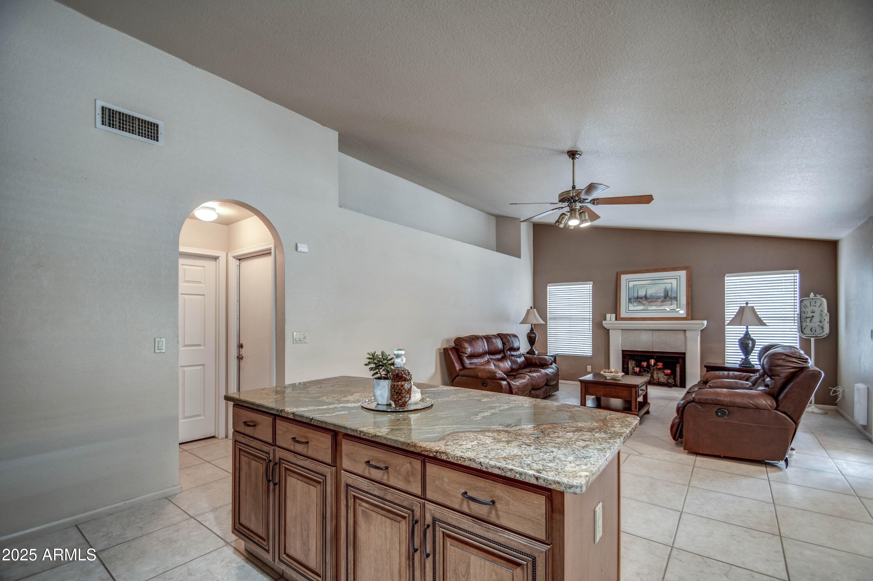 8852 South Ash Avenue Tempe, AZ 85284 - Photo 17 of 46 KITCHEN 6