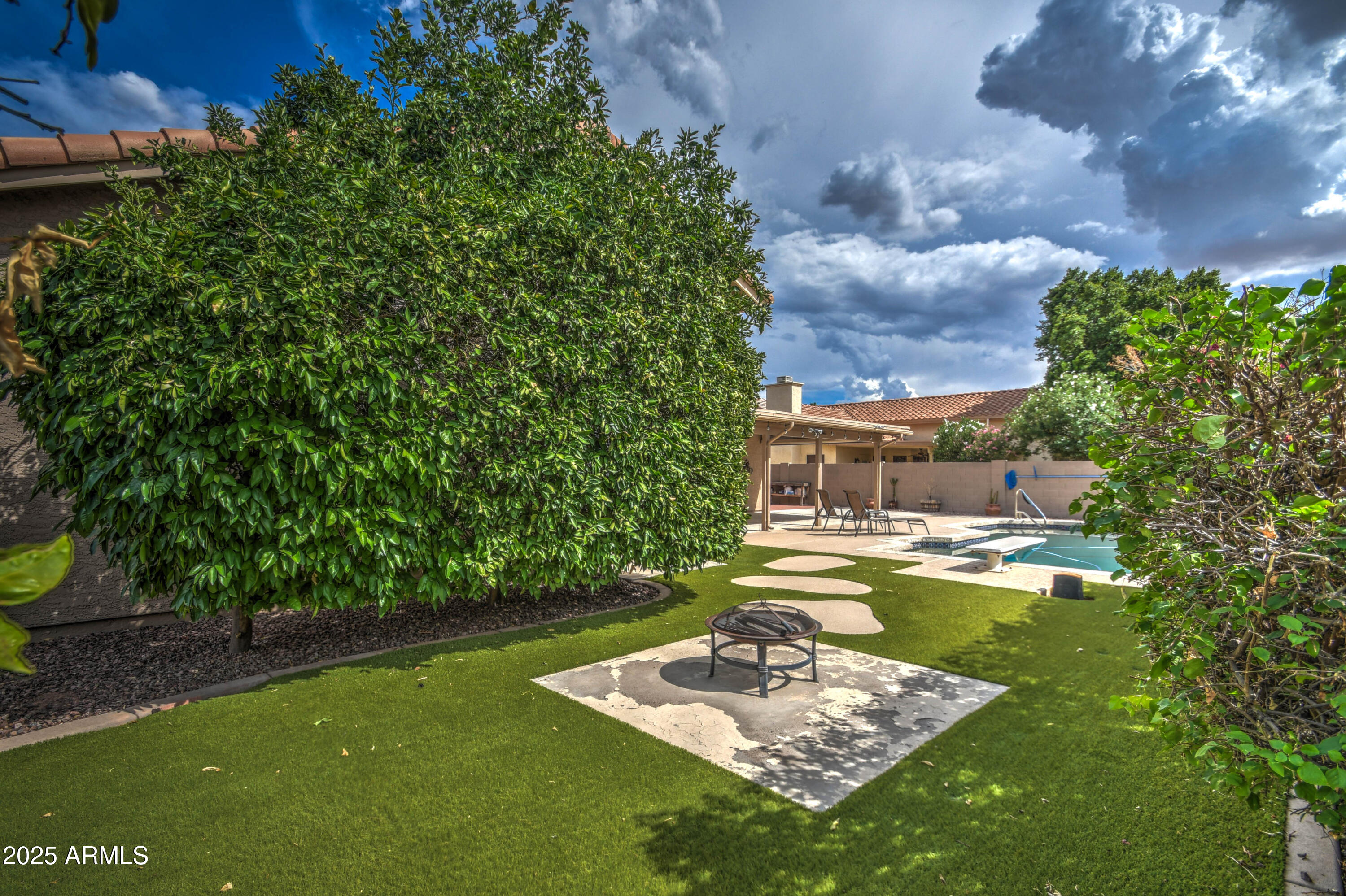 8852 South Ash Avenue Tempe, AZ 85284 - Photo 45 of 46 REAR 3