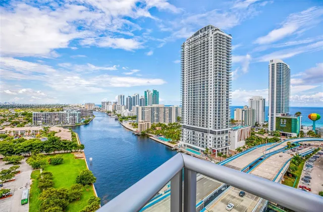 $7,000 | 2600 East Hallandale Beach Boulevard, Unit T2102, Hallandale Beach, FL 33009