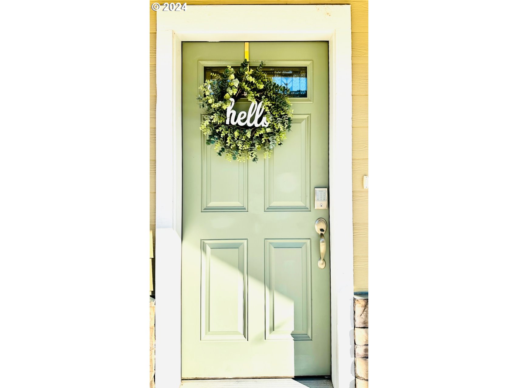 6470 Main Street Springfield, OR 97478 - Photo 3 of 35 a picture of a door in front of a door