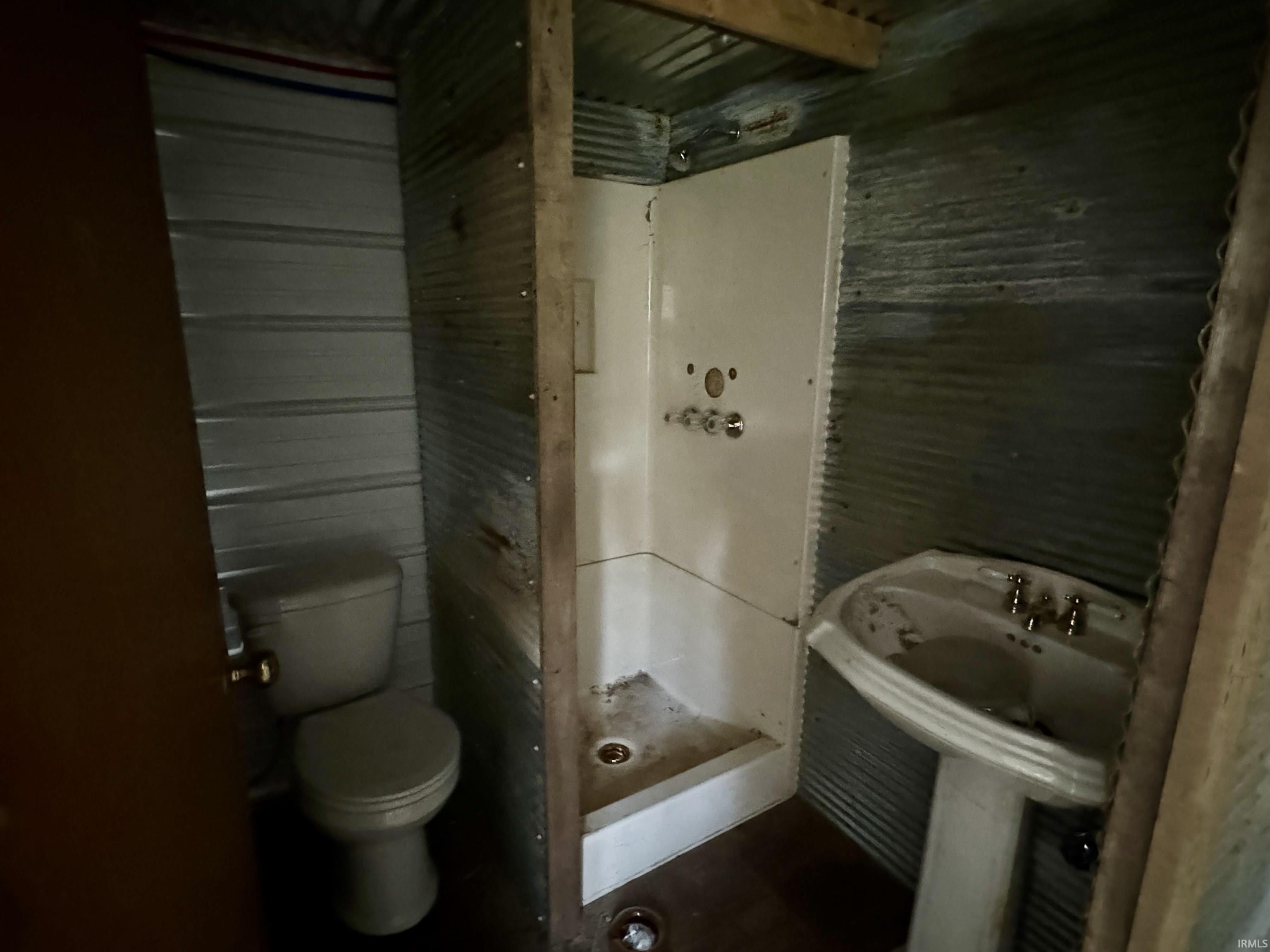 East Hurst Road Pekin, IN 47165 - Photo 11 of 28