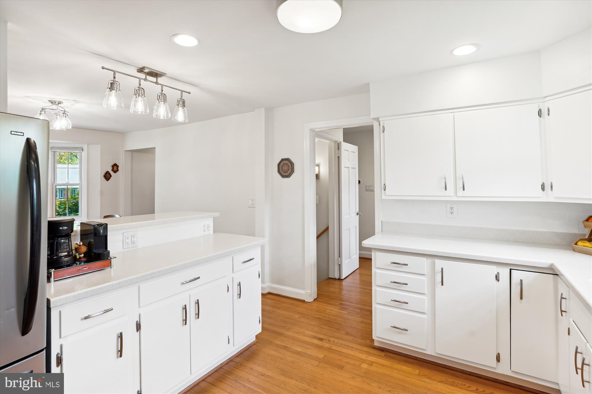 9203 Summit Road Silver Spring, MD 20910 - Photo 13 of 43