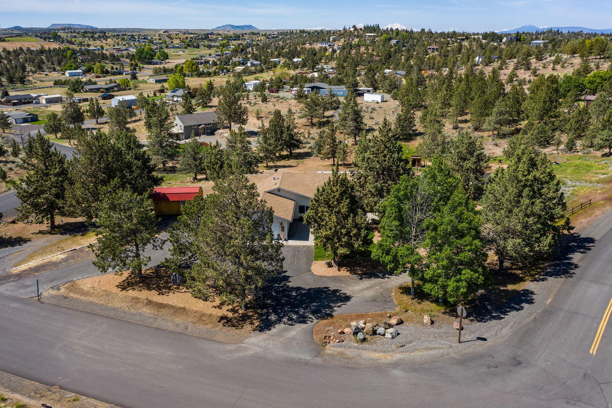 851 Southeast Rancho Lane Madras, OR 97741 - Photo 44 of 52 2025_05_21_851_se_rancho_lane_madras-dro