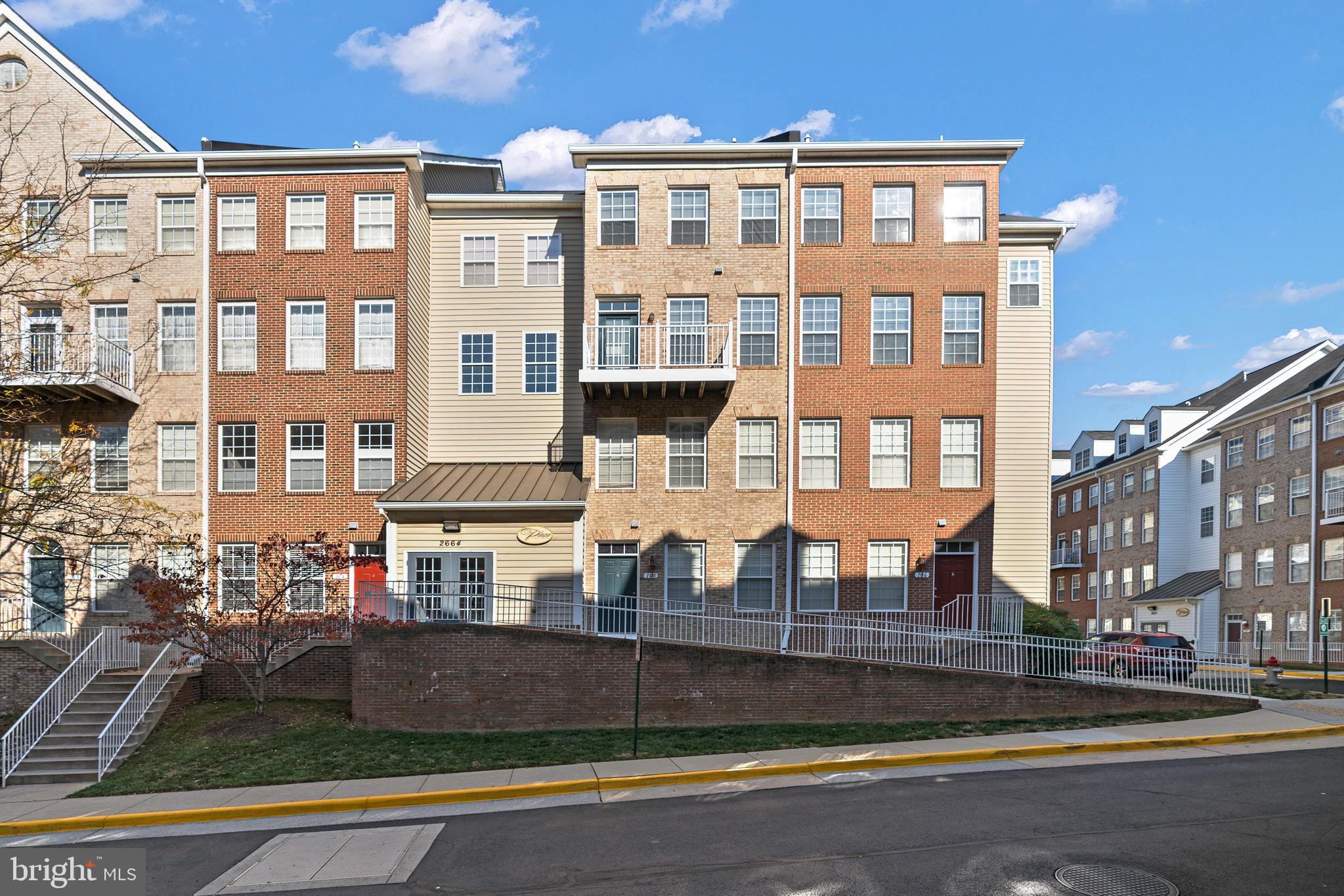2664 Manhattan Place, Unit 303 Vienna, VA 22180 - Photo 1 of 21