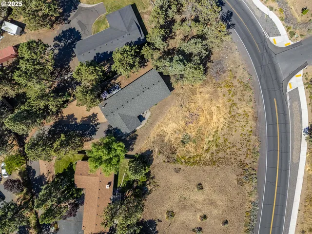 $520,000 | 20629 White Wing Court, Bend, OR 97701