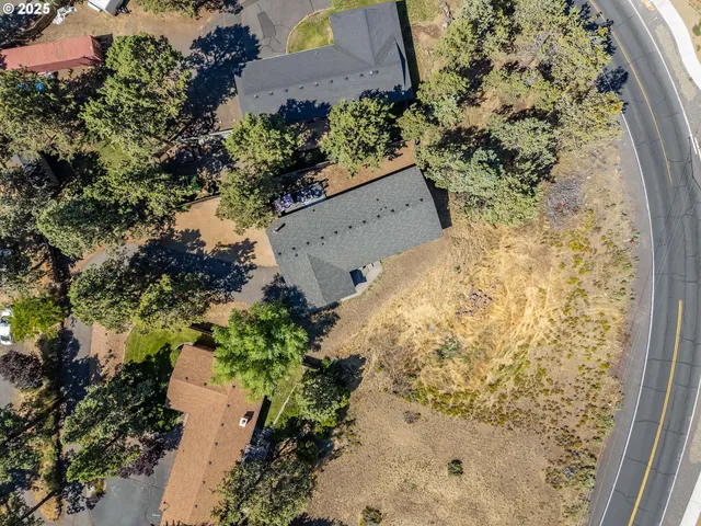 $520,000 | 20629 White Wing Court, Bend, OR 97701