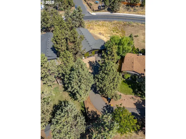 $520,000 | 20629 White Wing Court, Bend, OR 97701