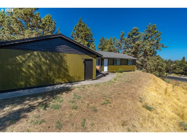 $520,000 | 20629 White Wing Court, Bend, OR 97701