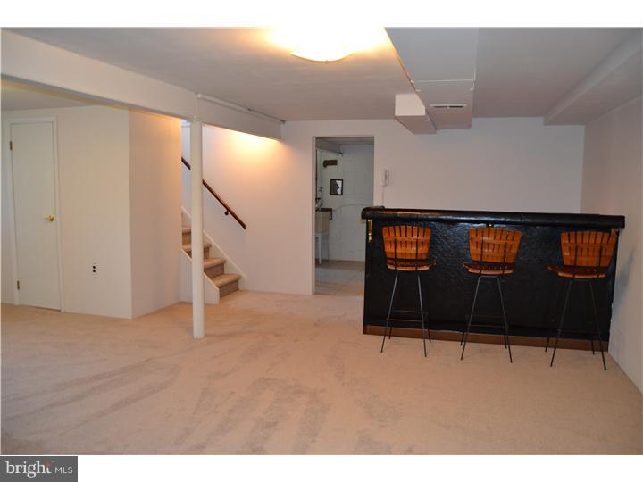 1045 Surrey Road Philadelphia, PA 19115 - Photo 13 of 18
