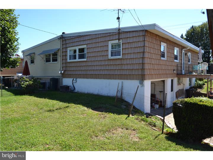 1045 Surrey Road Philadelphia, PA 19115 - Photo 17 of 18