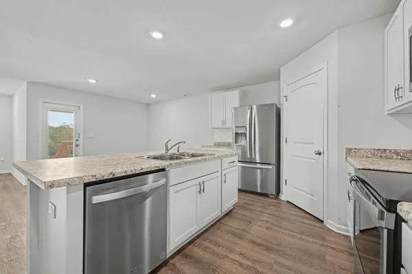 $1,950 | 3277 Chapelwood Drive, Crestview, FL 32539