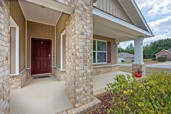 $1,950 | 3277 Chapelwood Drive, Crestview, FL 32539