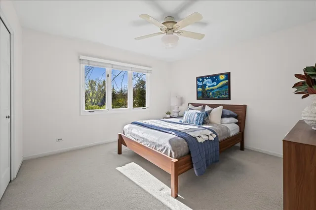 $979,000 | 304 Surrey Lane, Lincolnshire, IL 60045