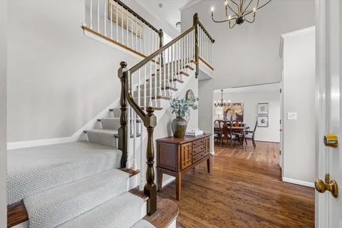 $979,000 | 304 Surrey Lane, Lincolnshire, IL 60045