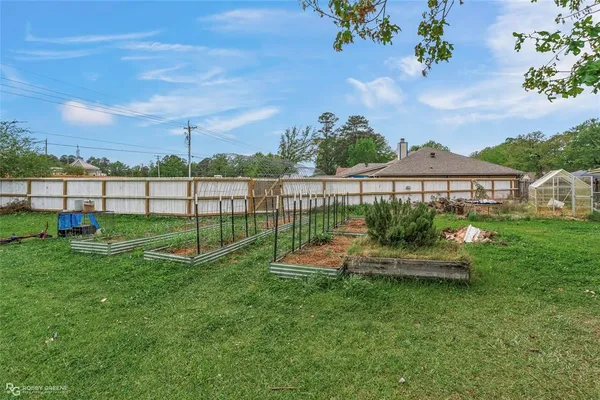 $320,000 | 28 Sunnybrook Lane, Haughton, LA 71037