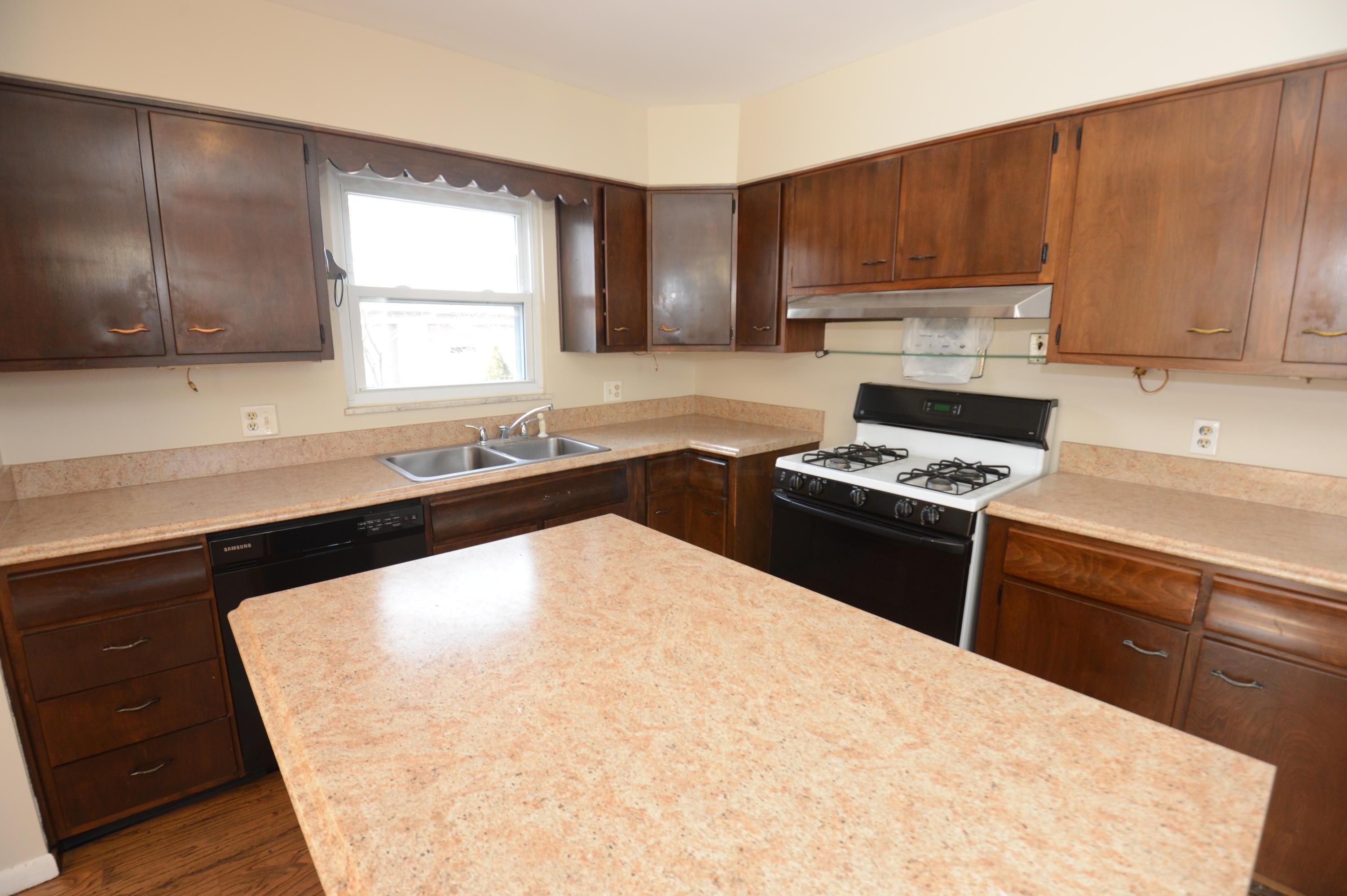 2664 Swansea Road Columbus, OH 43221 - Photo 31 of 46