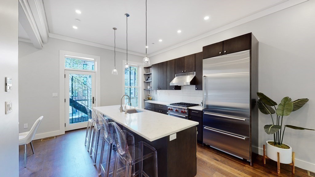 58 Rutland Street, Unit 1 Boston, MA 02118 - Photo 2 of 21