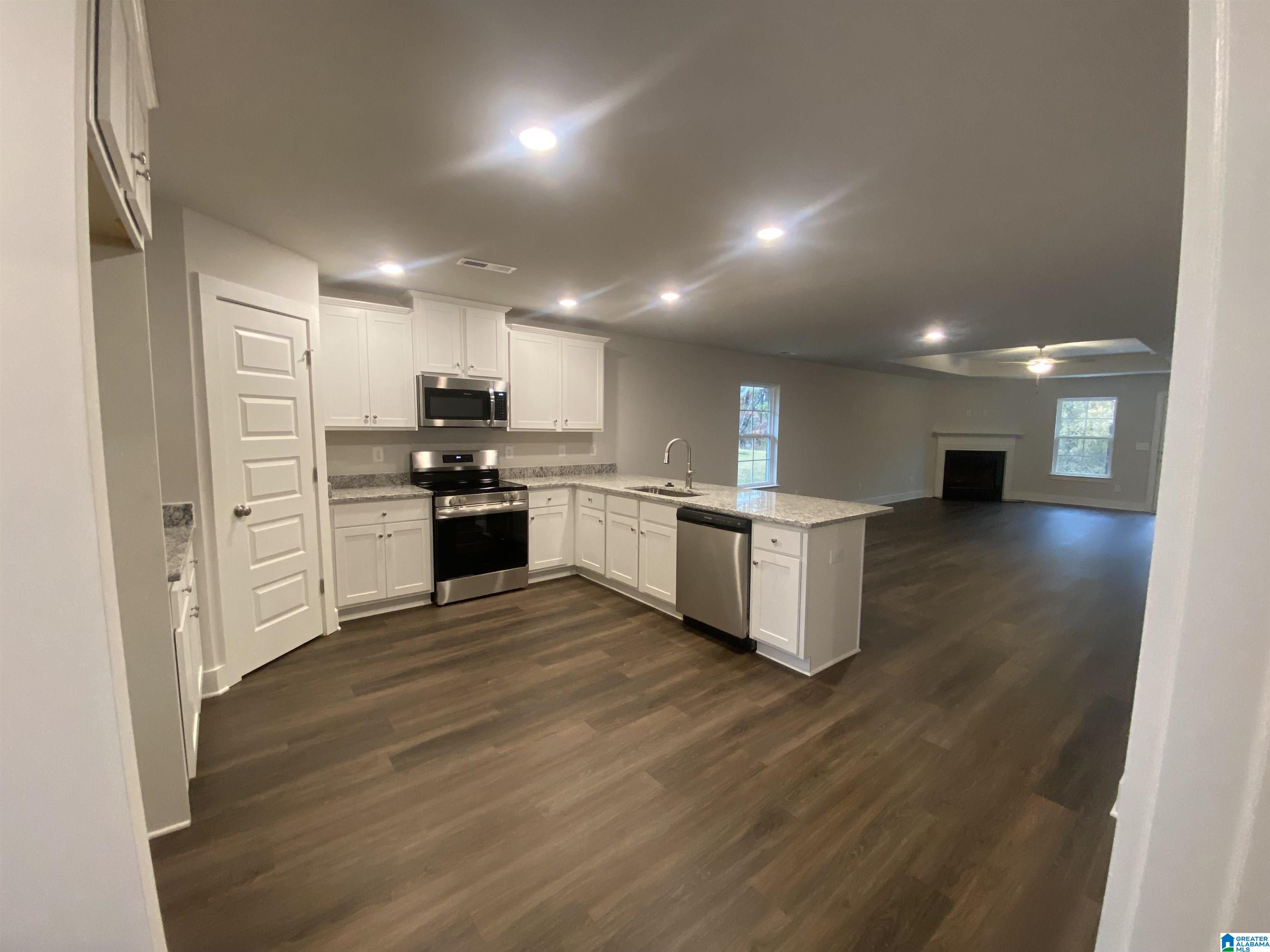 2059 Turquoise Lane Calera, AL 35040 - Photo 4 of 27