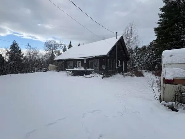 $79,900 | 880 Spring Bridge Road, Greenbush, ME 04418