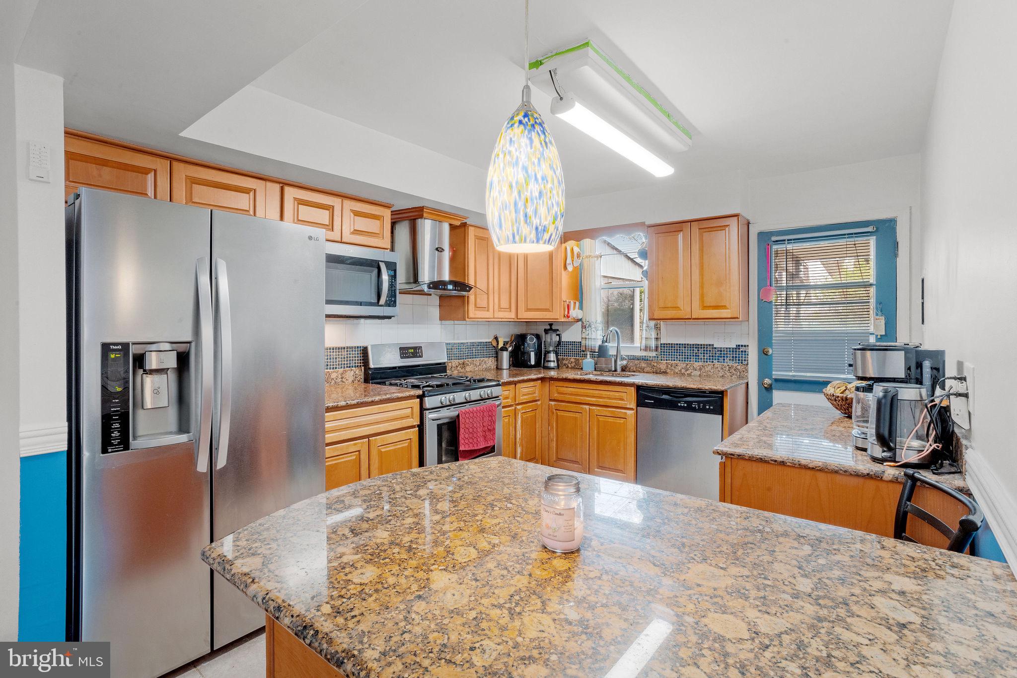 1131 Chesworth Road Philadelphia, PA 19115 - Photo 8 of 25