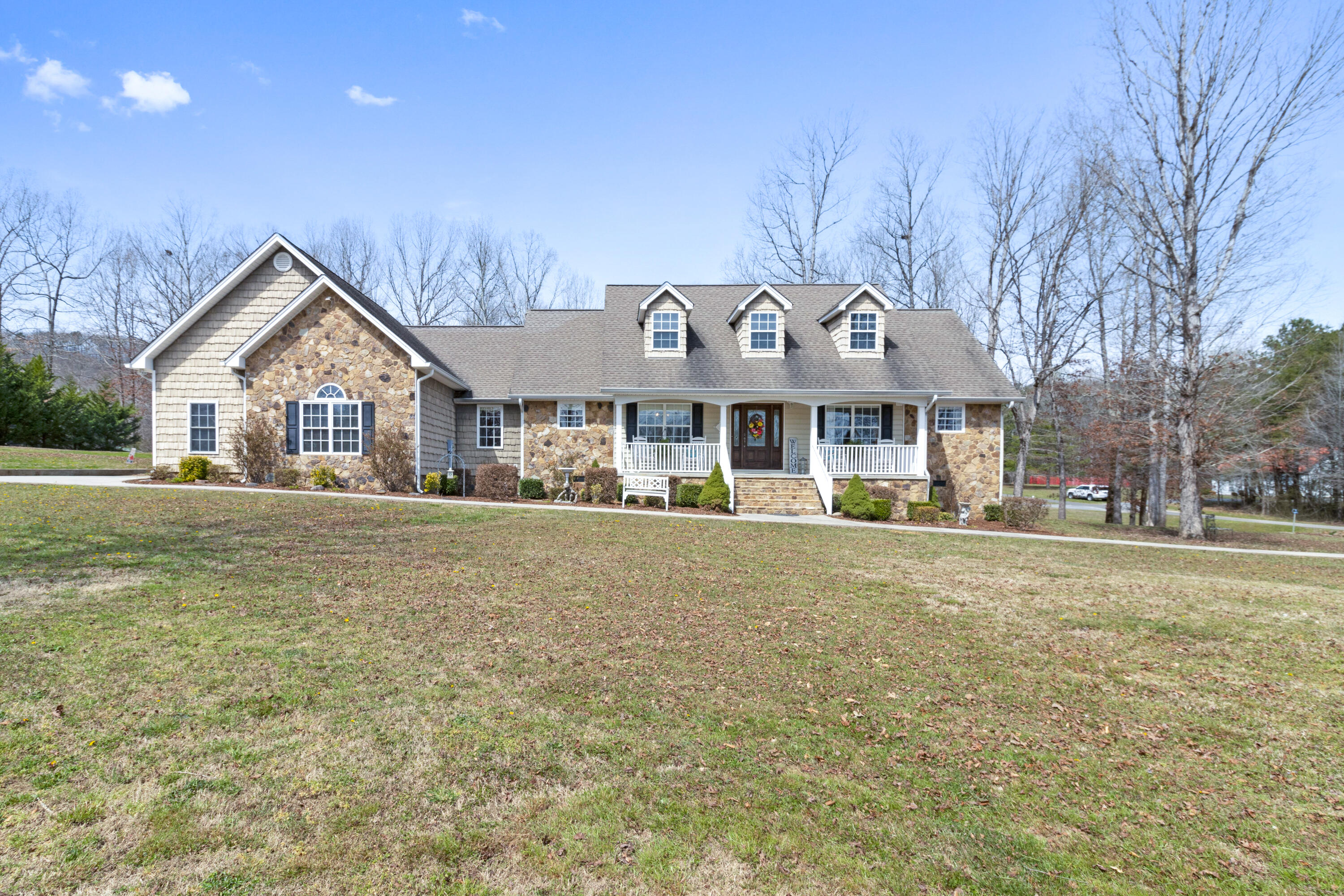 This home and 3.61 acres