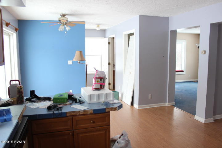 704 Keystone Road Lake Ariel, PA 18436 - Photo 3 of 23 Gallery Image 3