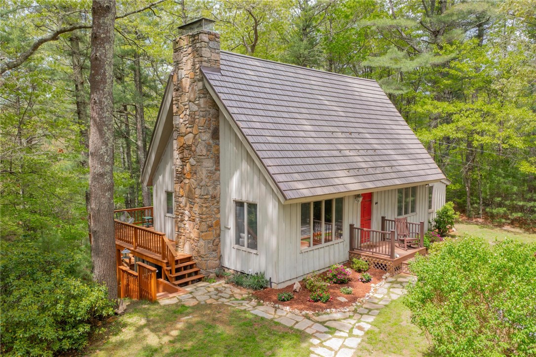 310 Old Coach Road Charlestown, RI 02813 - Photo 4 of 45 Welcome home!